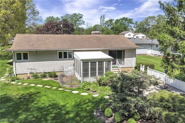 8089 Wesley Drive, Strongsville, OH 44136