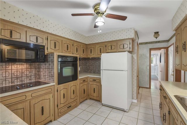8089 Wesley Drive, Strongsville, OH 44136