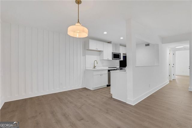 2396 Lawrenceville Highway V, Decatur, GA 30033