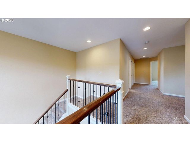 9495 Nw EMBER Ln, Portland, OR 97229