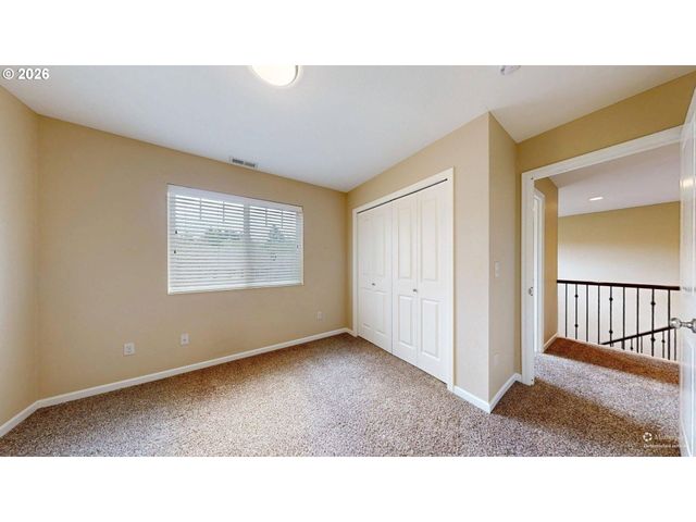 9495 Nw EMBER Ln, Portland, OR 97229