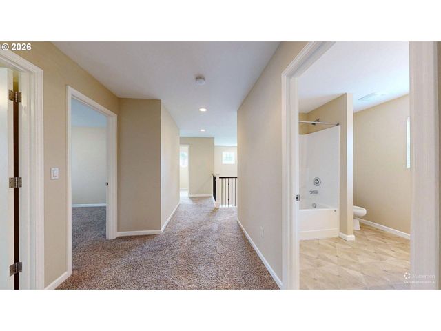 9495 Nw EMBER Ln, Portland, OR 97229