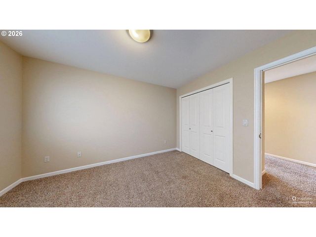 9495 Nw EMBER Ln, Portland, OR 97229