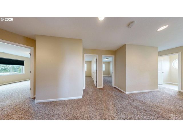 9495 Nw EMBER Ln, Portland, OR 97229