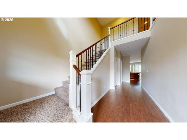 9495 Nw EMBER Ln, Portland, OR 97229