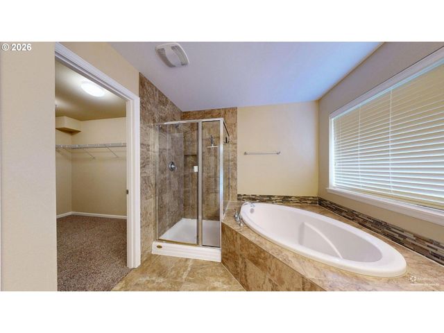 9495 Nw EMBER Ln, Portland, OR 97229