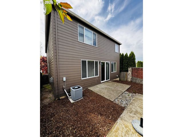 9495 Nw EMBER Ln, Portland, OR 97229