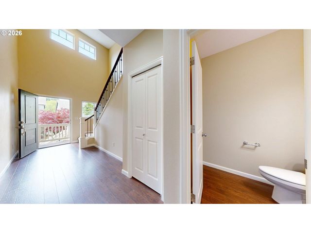 9495 Nw EMBER Ln, Portland, OR 97229