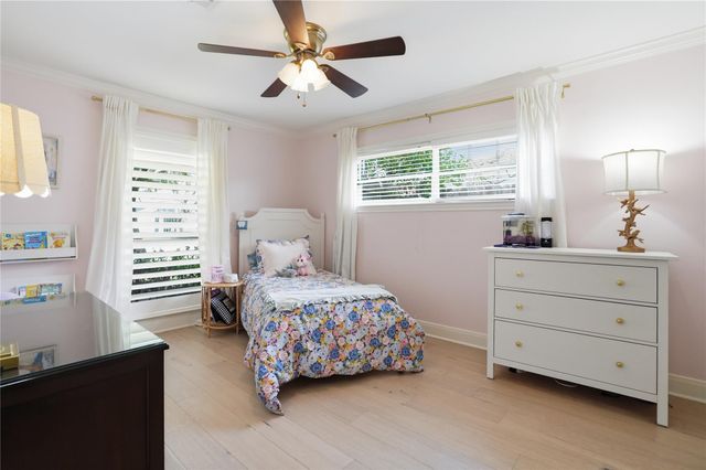 7623 Fairdale Lane, Houston, TX 77063