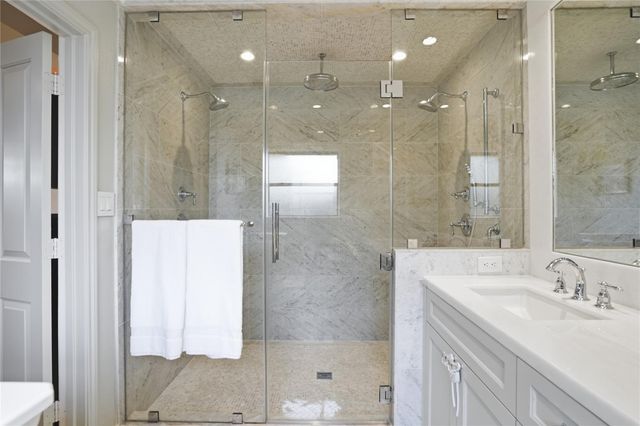 7623 Fairdale Lane, Houston, TX 77063