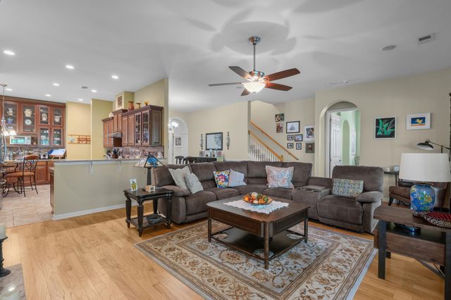 1177 Kiawah Loop, Murrells Inlet, SC 29576