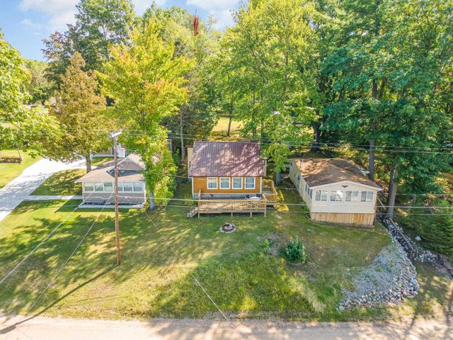 188 Campbell Street, Hale, MI 48739