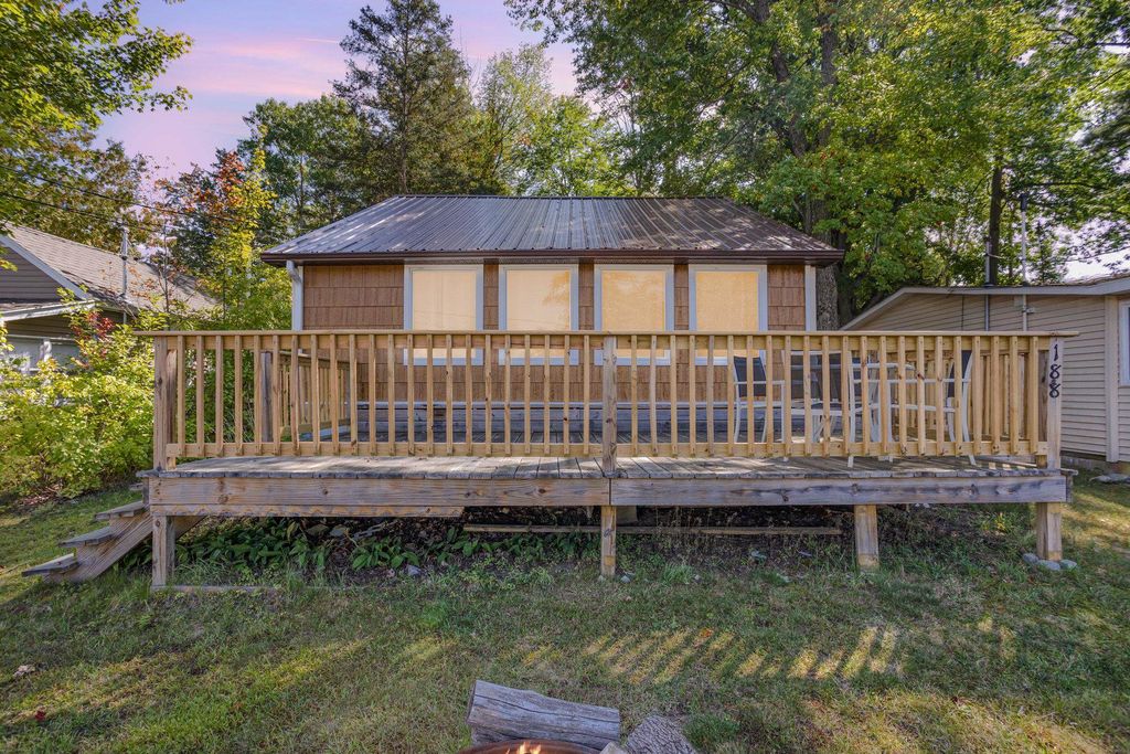 188 Campbell Street, Hale, MI 48739