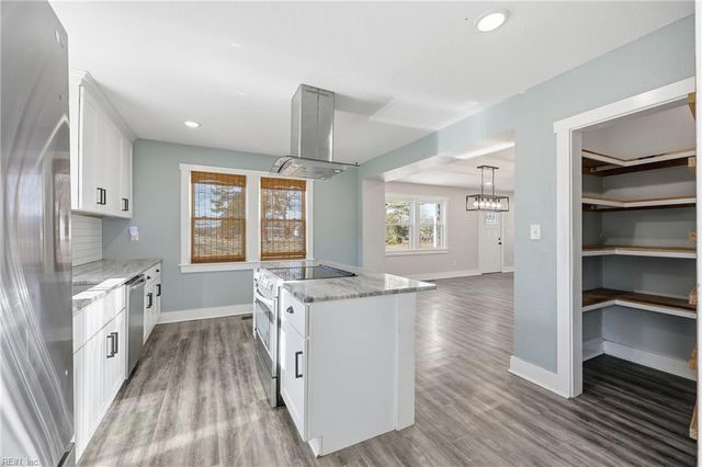 2841 Bunch Walnuts RD, Chesapeake, VA 23322