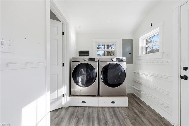 2841 Bunch Walnuts RD, Chesapeake, VA 23322