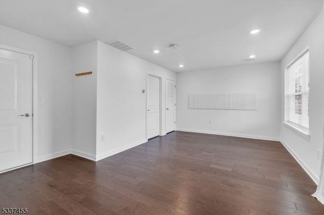 42 Colgate Dr, Morris Twp., NJ 07960