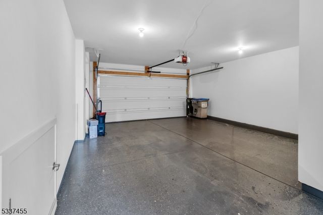 42 Colgate Dr, Morris Twp., NJ 07960