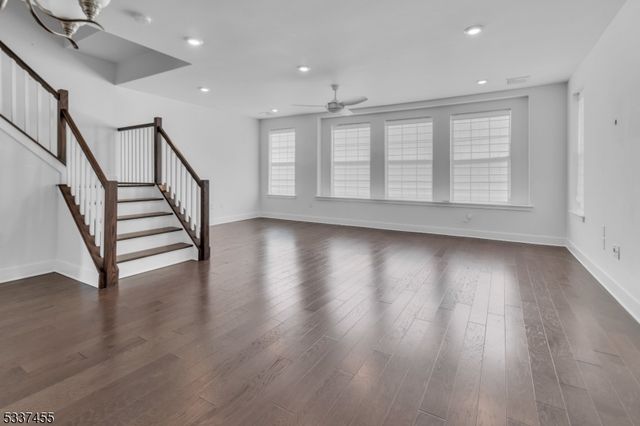42 Colgate Dr, Morris Twp., NJ 07960
