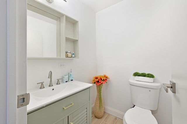 9725 S Karlov Avenue 610, Oak Lawn, IL 60453