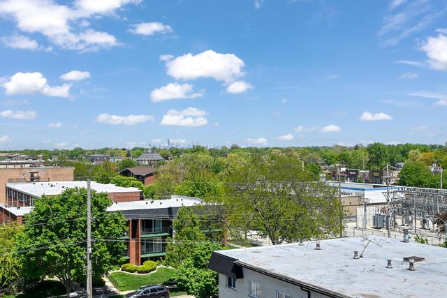 9725 S Karlov Avenue 610, Oak Lawn, IL 60453