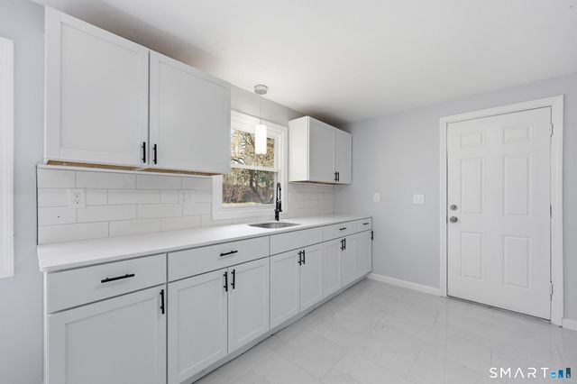 26 Bailey Road, Enfield, CT 06082