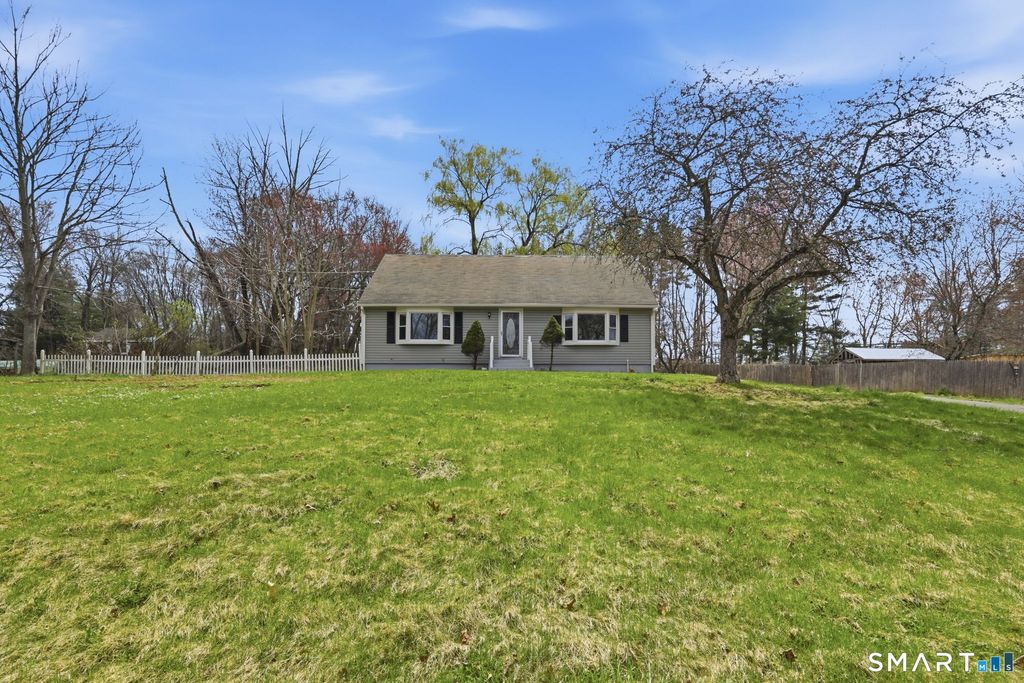 26 Bailey Road, Enfield, CT 06082