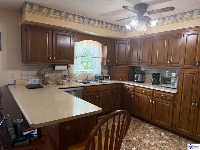 9446 Leitchfield Road, Cecilia, KY 42724
