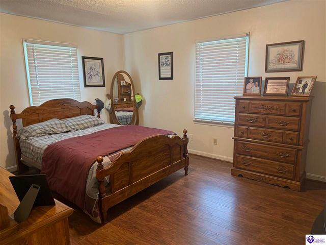 9446 Leitchfield Road, Cecilia, KY 42724