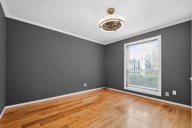 7575 Katy Freeway 18, Houston, TX 77024