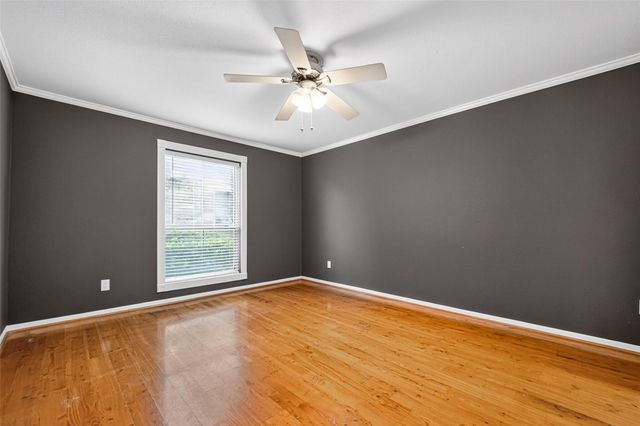 7575 Katy Freeway 18, Houston, TX 77024