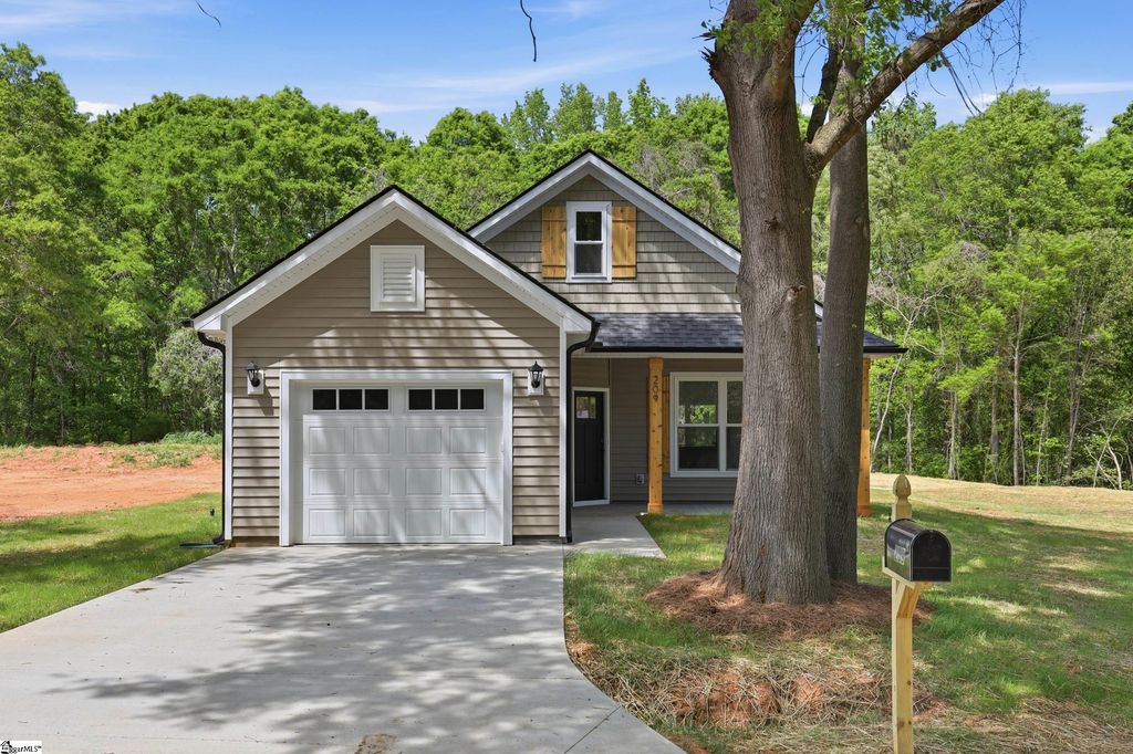 209 Poplar Lane, Anderson, SC 29624
