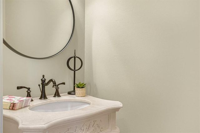 280 Lirac Court, Johns Creek, GA 30022