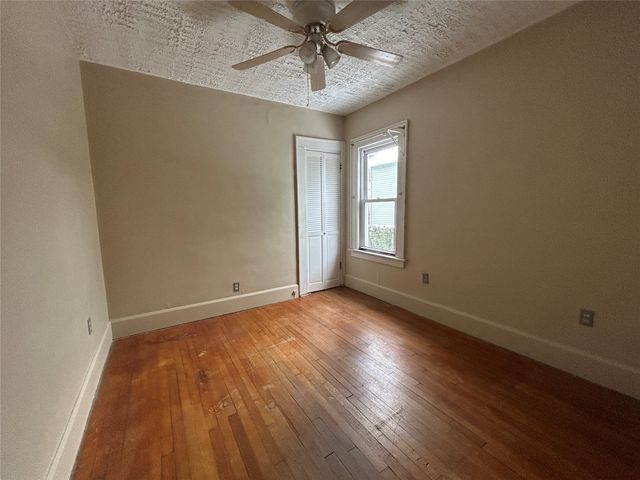 2713 PLUM Street, Erie, PA 16508