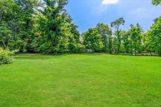 38 Fenimore Drive, Harrison, NY 10528