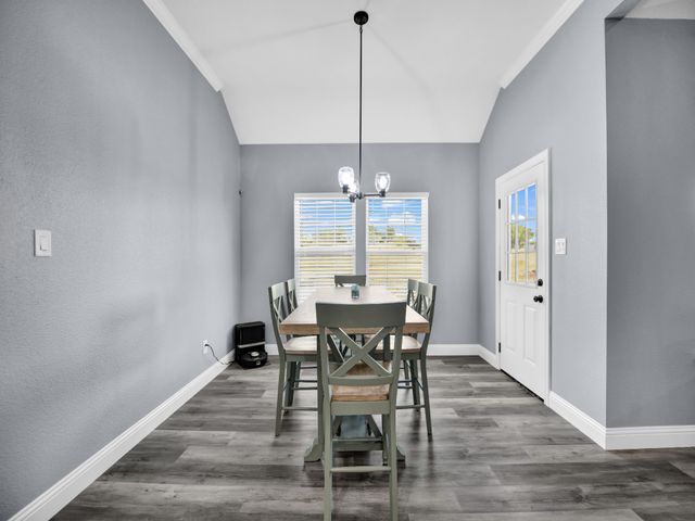 1017 Don Eve Court, Azle, TX 76020