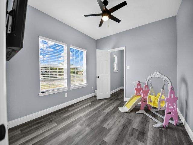 1017 Don Eve Court, Azle, TX 76020