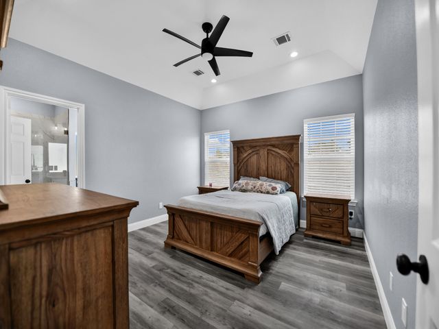 1017 Don Eve Court, Azle, TX 76020