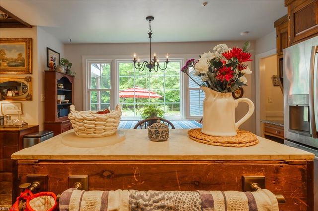 804 Link RD, Yorktown, VA 23692