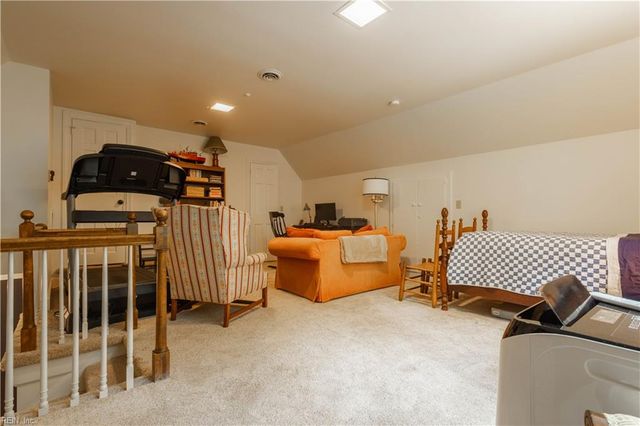 804 Link RD, Yorktown, VA 23692