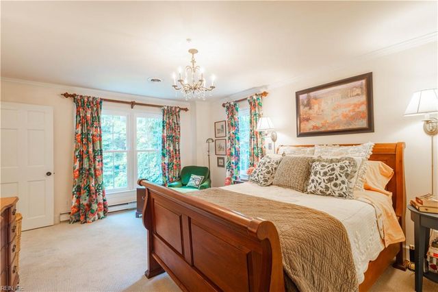 804 Link RD, Yorktown, VA 23692
