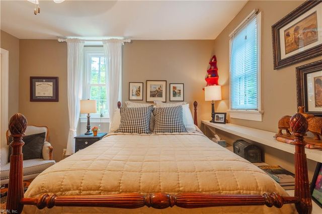 804 Link RD, Yorktown, VA 23692