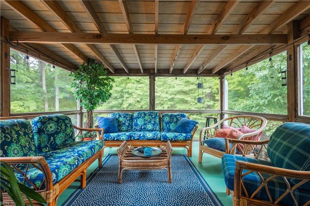 804 Link RD, Yorktown, VA 23692
