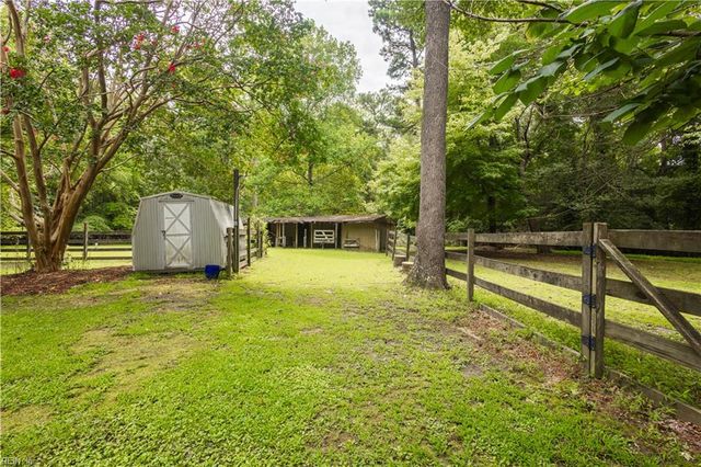 804 Link RD, Yorktown, VA 23692