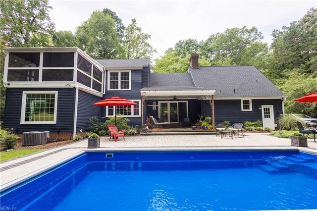 804 Link RD, Yorktown, VA 23692