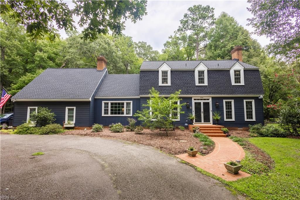 804 Link RD, Yorktown, VA 23692