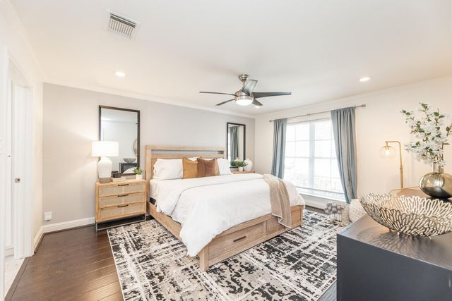 3010 Riata Lane, Houston, TX 77043