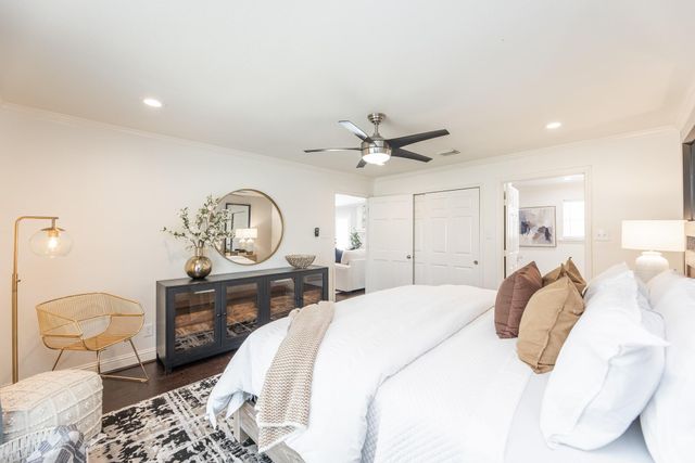 3010 Riata Lane, Houston, TX 77043