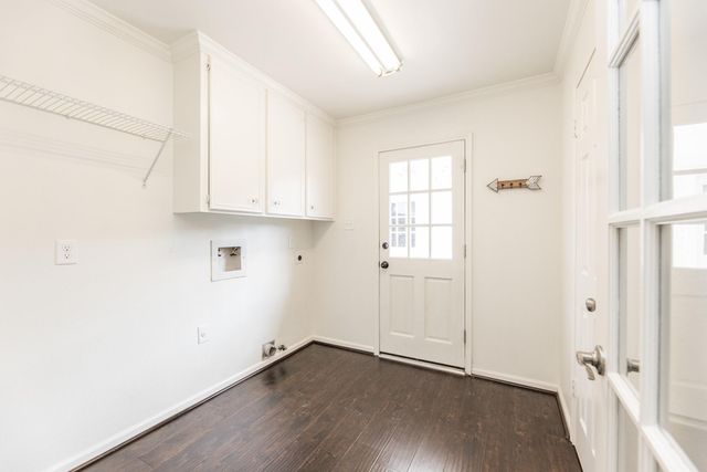 3010 Riata Lane, Houston, TX 77043