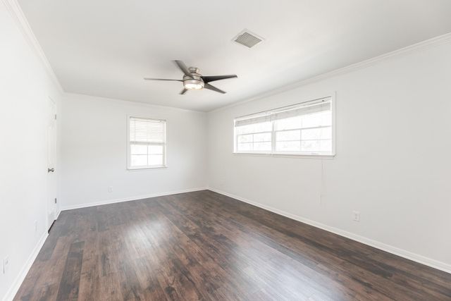 3010 Riata Lane, Houston, TX 77043