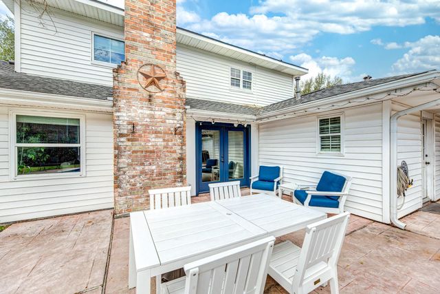 3010 Riata Lane, Houston, TX 77043